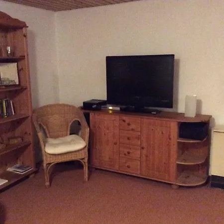 Апартаменты Unterm Walnussbaum Dorfstr.96