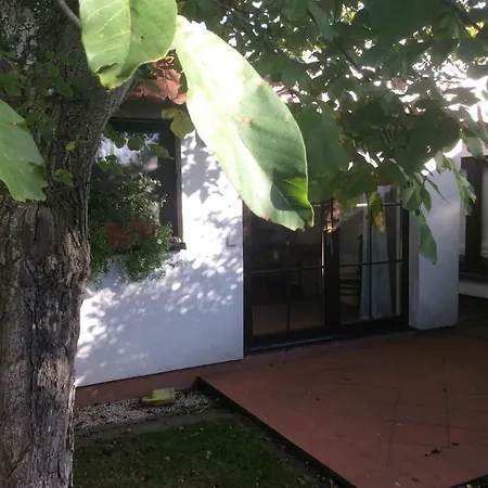 Unterm Walnussbaum Dorfstr.96 Breege