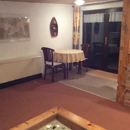 Unterm Walnussbaum Dorfstr.96